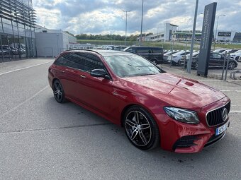 E53 AMG Mercedes - 4
