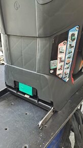 Autosedačka Britax Romer safefix ece R44/04 - 4