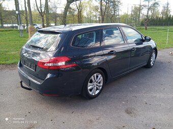 Peugeot 308 2015 1.2 81 kW Benzín Top auto - 4
