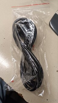 Napájecí kabel k PC. - 4