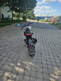Husqvarna Vitpilen 701 - 4