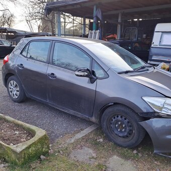 Toyota Auris E15UT - NRE150 - 4