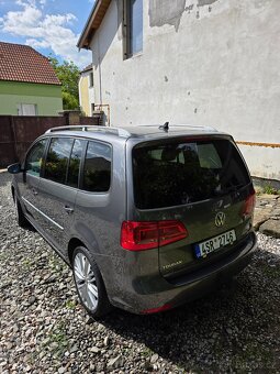 VW Touran 2,0 TDi 103 Kw - 4