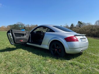 Audi TT 1.8T 132 kW, LPG, r. 1998 + náhradní vůz jako bonus - 4