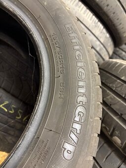 Pneu 195/60R16 - 4