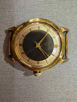 Hodinky Junghans TRILASTIC - 4