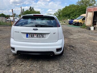 FORD FOCUS ST 225-2.5 166Kw 137Tis km-VADA MOTORU - 4