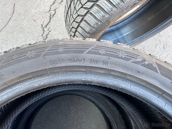 Zimní pneumatiky Hankook 215/45 R18 - 4
