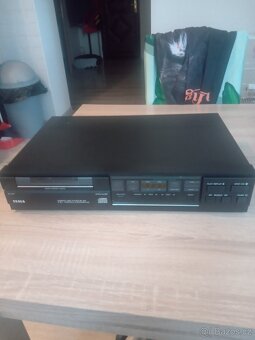 COMPACT DISC TESLA MČ 902 - 4