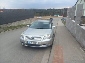 Toyota Avensis 1,8 - 4