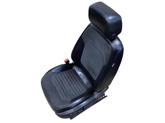 Sedačky černá kůže alcantara VW Passat B7 sedan r.v. 2012 - 4