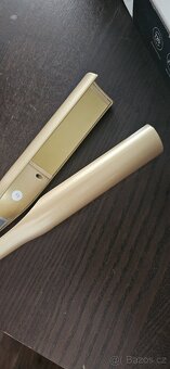 Žehlička na zvlnění vlasů - 4