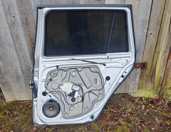 Dveře Škoda Octavia 2 stříbrná - 4