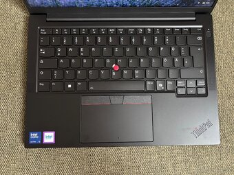 Lenovo ThinkPad E14 Gen 7 - 4