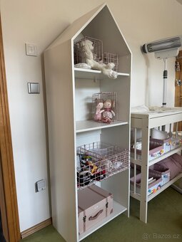 Dětská skříň domeček - 4