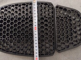 Chránič páteře SHIMA - 4