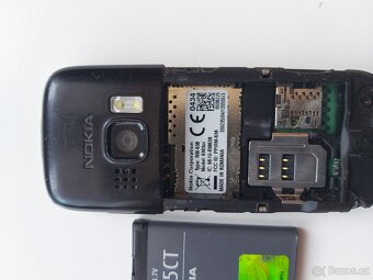 Předám telefon Nokia - 4