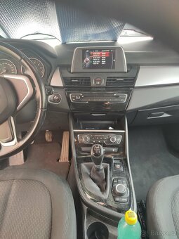 BMW 218i ACTIVE TOURER - 4
