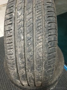 Prodám letní pneumatiky 215/60 R 16 - 4