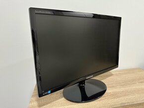 Samsung S22A300H led monitor - 4