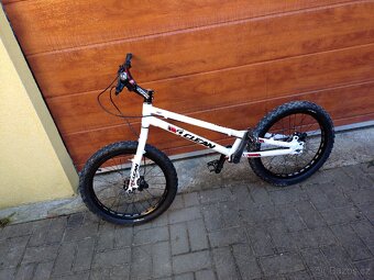 Trial kolo Clean - 4