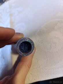 NYX Glitter třpytky na oči GLI 11 violet - 4