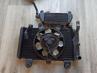 Chladiče+ventilátor na Triumph Tiger 955i R.V.2002 - 4