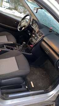 Mercedes A 150 - 4