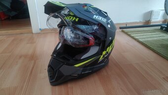 Nova helma NOX - 4