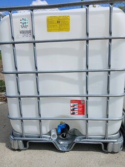 IBC nádrže kontejnery 1000 l - 4