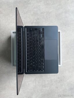 Apple MacBook Air 13”, M2 / 8GB / 256GB / temně inkous - 4