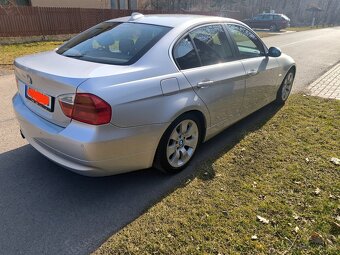 BMW 330i e90 - 4