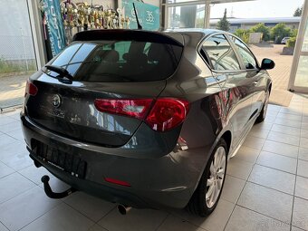 Alfa Romeo Giulietta 2.0 125 kW 1.majitel - 4