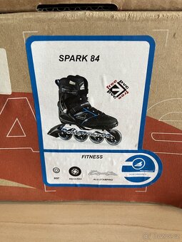 Fitness kolečkové brusle Rollerblade Spark 84 (vel. 44) - 4