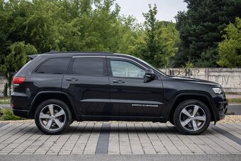 Jeep Grand Cherokee 3.0L V6 Overland A/T - 4