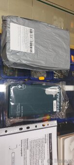 Samsung S25 obal a 3 kusy ochranných skel - 4