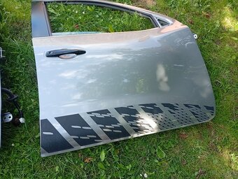 NISSAN NAVARA D23 DVEŘE PRAVÉ Z RV 2021 PĚKNÉ P.P. A P.Z. - 4