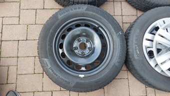 Kola zimní 16", orig. VW, rozteč 5x112mm, pneu 205/60/16 - 4
