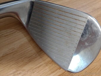 GW TITLEIST T300 - 4