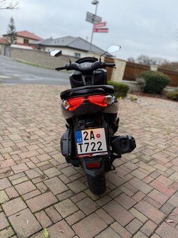 Yamaha N MAX 125 - 4