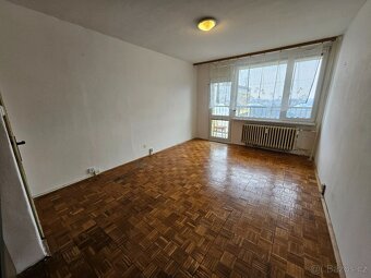 Pronájem bytu 1+kk s balkónem, Holý vrch - 4