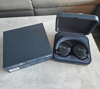 Bang & Olufsen Beoplay H95 - 4