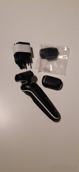 Holící strojek Braun - 4