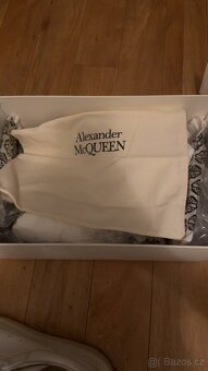 Alexander McQueen sneakers, bíle - 4
