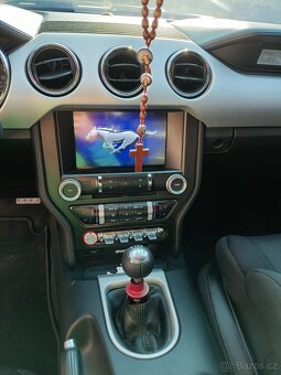 Ford Mustang 5.0 V8 - 4