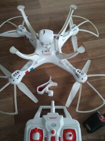 Dron SYMA X8W - 4