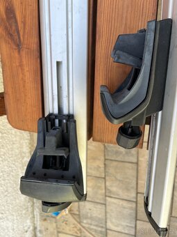 příčníky Thule Wingbar 127 cm + patky Thule 757 - 4