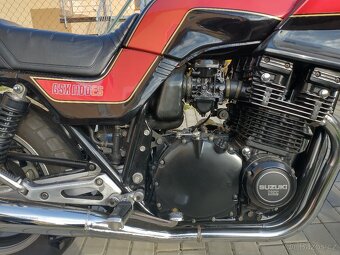 Suzuki GSX ES 1983 - 4