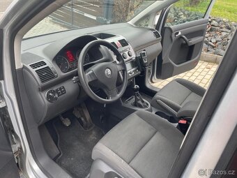VW Touran 1.9 TDI, servisováno,tažné zařízení - 4