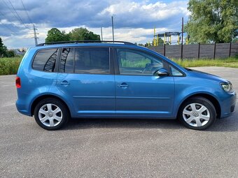VW Touran 2.0 TDI 103 kw COMFORTLINE "CUP" - 4